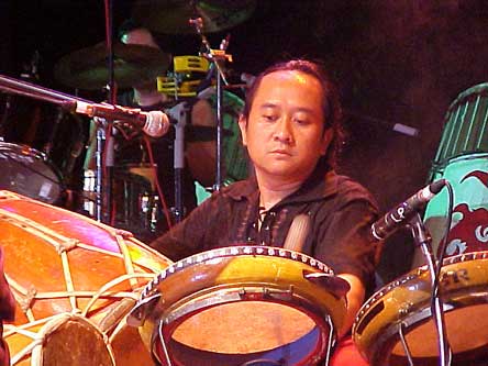 Adhe Rudhiana, percussion