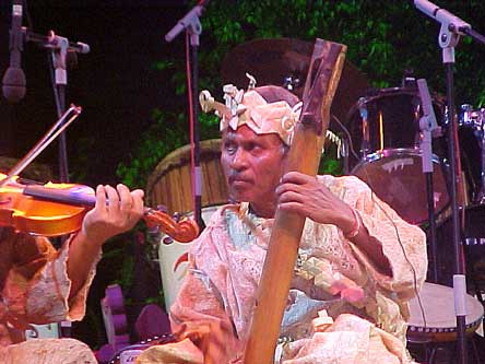 Mah Meri version of a jugband bass?