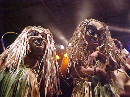 Mah Meri Topeng
          Dancers (photo: Antares)