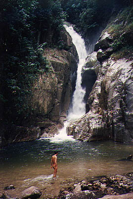 The Mother Fall (Lata Chehek)