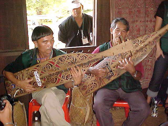 Matthew Ngau and Uchau Bilong, Sape masters