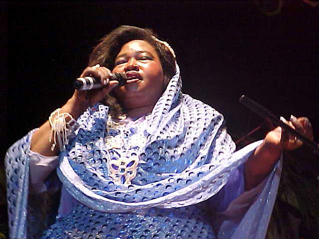 Setona, diva of Afro-Moorish Folk-Pop