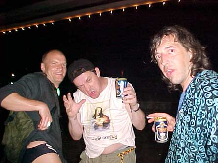 Acoustic Neil, Vaneen and Martin Past